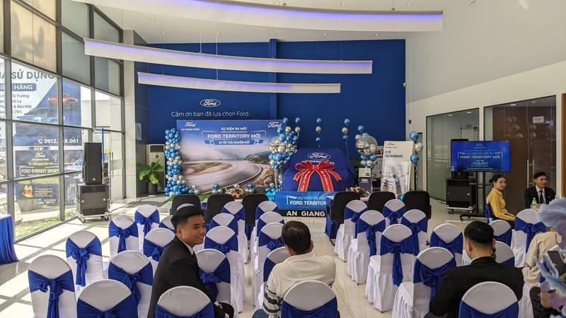 Cho thuê âm thanh sự kiện với loa sân khấu trọn gói HCM tại buổi ra mắt Ford Territory An Giang.