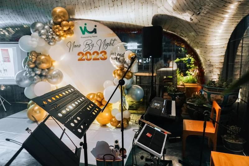 Cho thuê ban nhạc acoustic chuyên nghiệp HCM với dàn nhạc cụ sẵn sàng biểu diễn sự kiện.