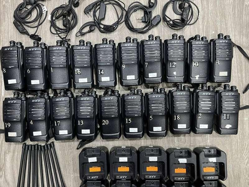 Cho thuê bộ đàm sự kiện giá rẻ, chuyên nghiệp HCM với nhiều máy bộ đàm và tai nghe chuẩn.