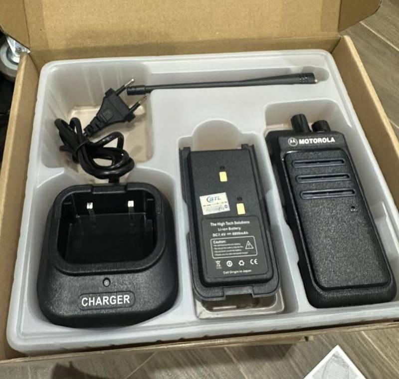 Cho thuê bộ đàm sự kiện giá rẻ, chuyên nghiệp HCM với thiết bị Motorola đầy đủ phụ kiện.