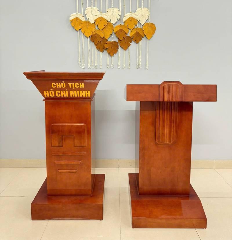Cho thuê bục phát biểu gỗ đẹp, đa dạng mẫu tại HCM với thiết kế sang trọng.
