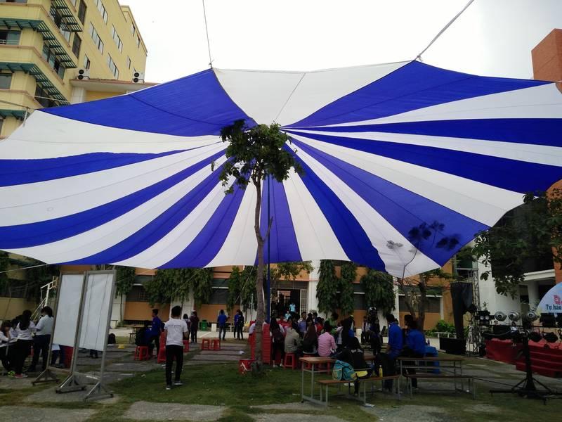 Cho thuê dù sự kiện che nắng mưa ngoài trời giá rẻ tại HCM.