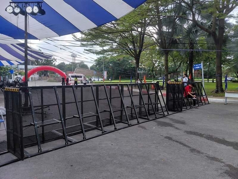 Cho thuê hàng rào sự kiện và rào chắn an ninh giá rẻ HCM đảm bảo an toàn cho khu vực tổ chức.