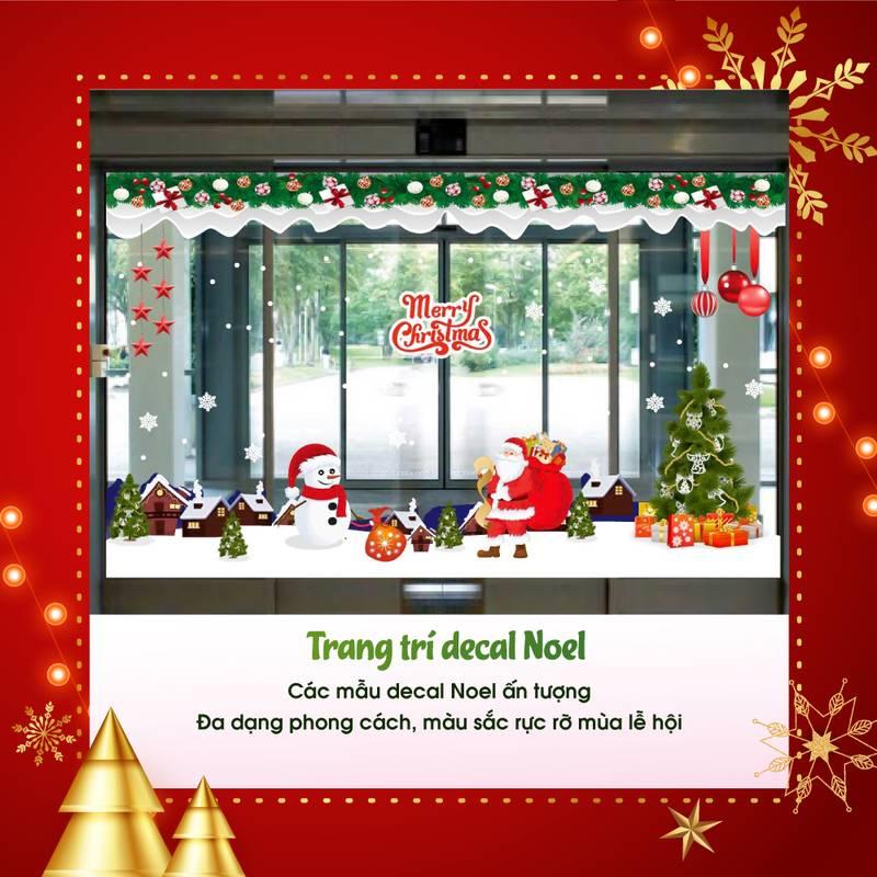 Dịch vụ trang trí noel văn phòng trọn gói giá tốt HCM với decal Noel hiện đại sinh động.