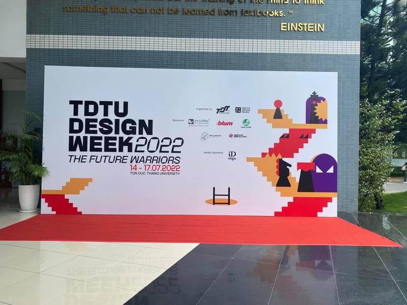 Thi công backdrop sự kiện trọn gói sự kiện TDTU Design Week 2022 với thiết kế hiện đại, giao nhanh trong 1 ngày.
