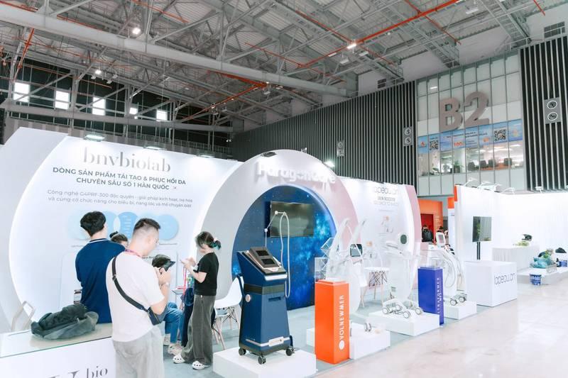 Thi công gian hàng triển lãm hội chợ với thiết kế hiện đại, chuyên nghiệp, trọn gói uy tín tại TPHCM.