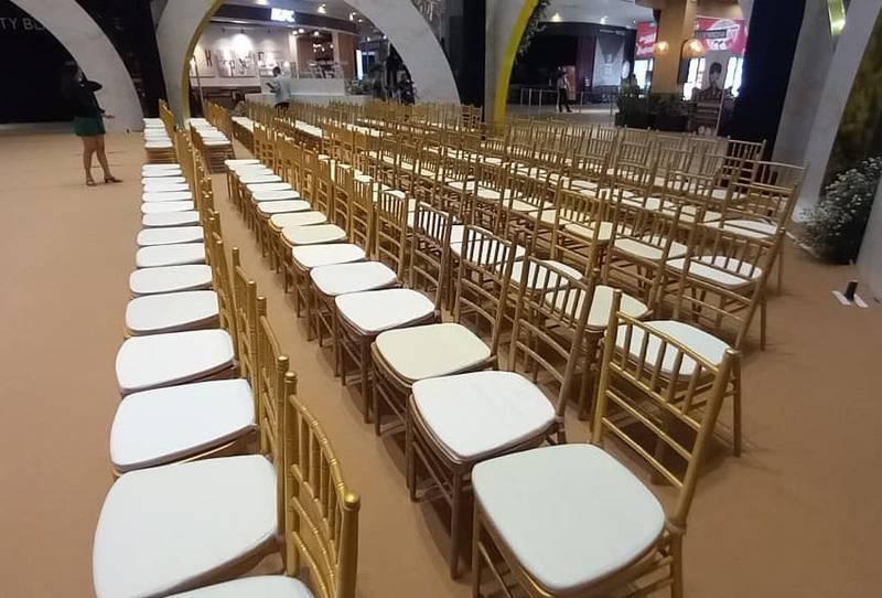 Dưới đây là gợi ý ALT cho ảnh theo yêu cầu của bạn: