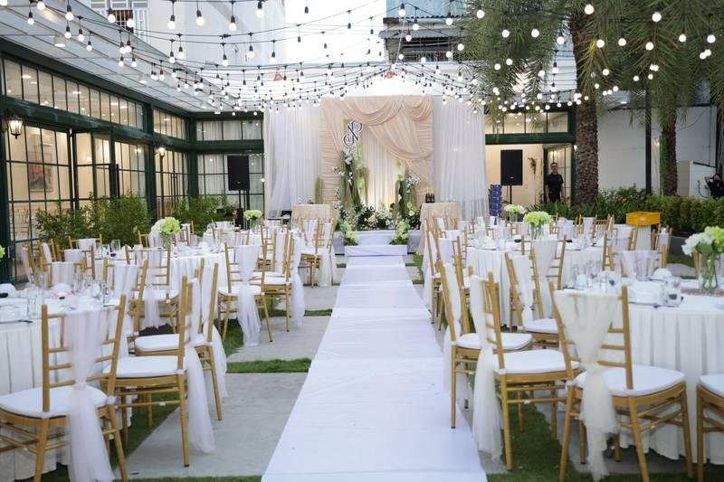 Cho thuê ghế Tiffany sự kiện sang trọng, dịch vụ thuê ghế Tiffany cho sự kiện trọn gói tại HCM.